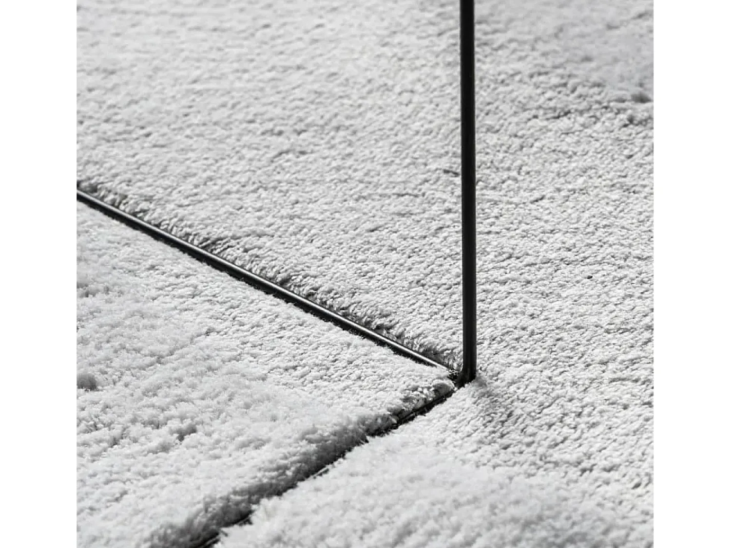 Online Alfombra HUARTE de pelo corto suave y lavable en 80x150 cm Gris
