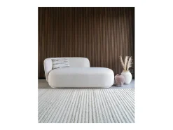 Alfombra tejida de marfil 160 x 230 cm