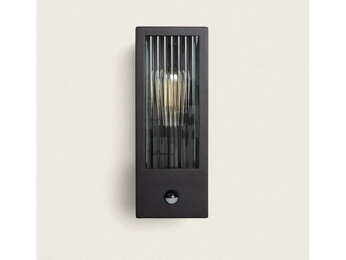 Aplique de Pared Exterior Acero Inoxidable y Cristal Texturizado con Detector de Movimiento Gakom Negro