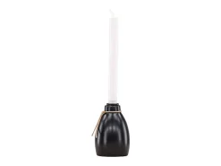 Candelabro Ulricehamn con luz LED negra.