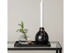 ebuy24 Portavelas Y Vela^Candelabro Ulricehamn con luz LED negra. Negro