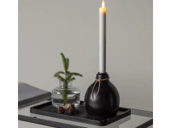 ebuy24 Portavelas Y Vela^Candelabro Ulricehamn con luz LED negra. Negro