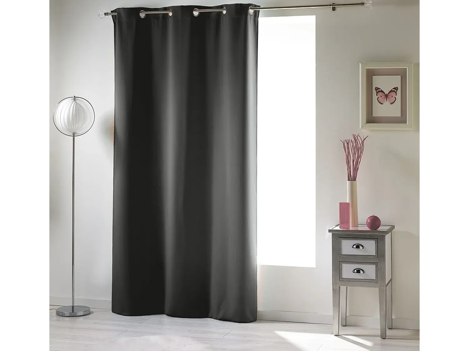 Douceur d'intérieur Cortina opaca lisa con ollaos 135 x 240 cm Negro
