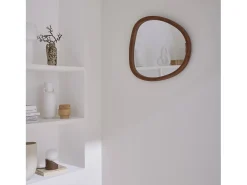 Sweeek Espejo De Pared|Espejo^Espejo de madera de abeto decorativo de pared, 55cm nogal Color natural oscuro