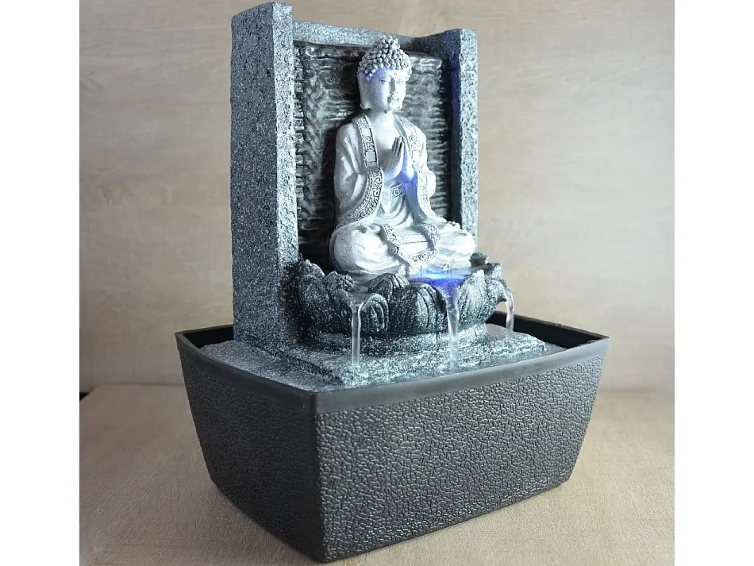 Zen Light Estatua^Fuente de Buda en la Meditación del Nirvana Gris