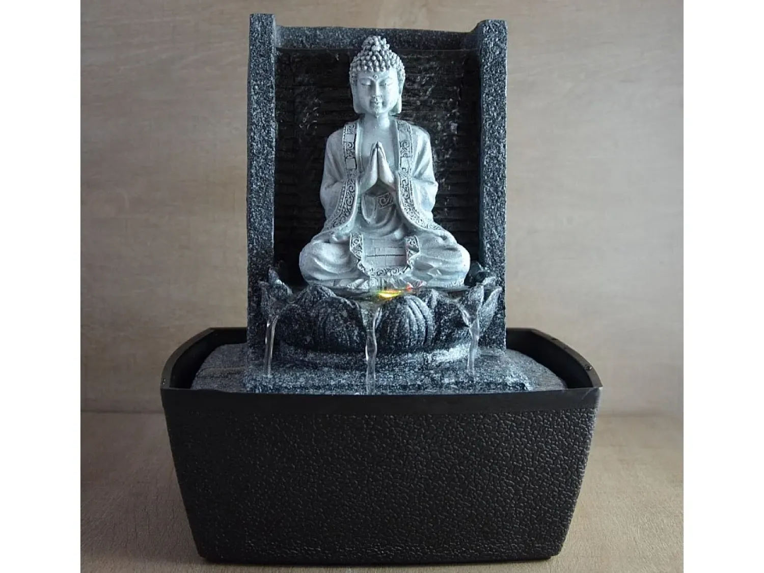 Zen Light Estatua^Fuente de Buda en la Meditación del Nirvana Gris