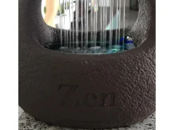 Fuente de resina Zen Cesta