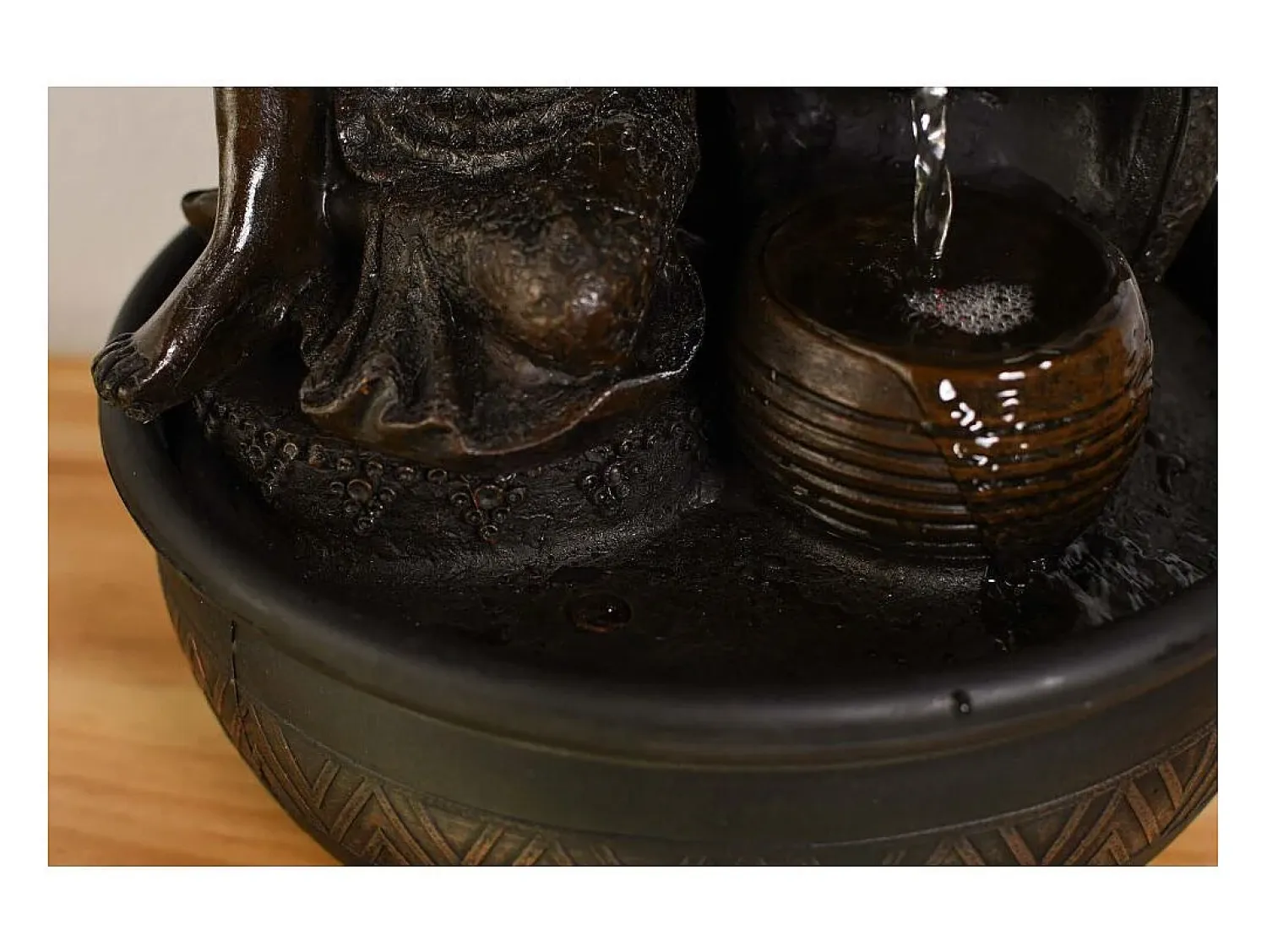 Clearance Zen Light Fuente LED de interior del Buda de Krishna Negro