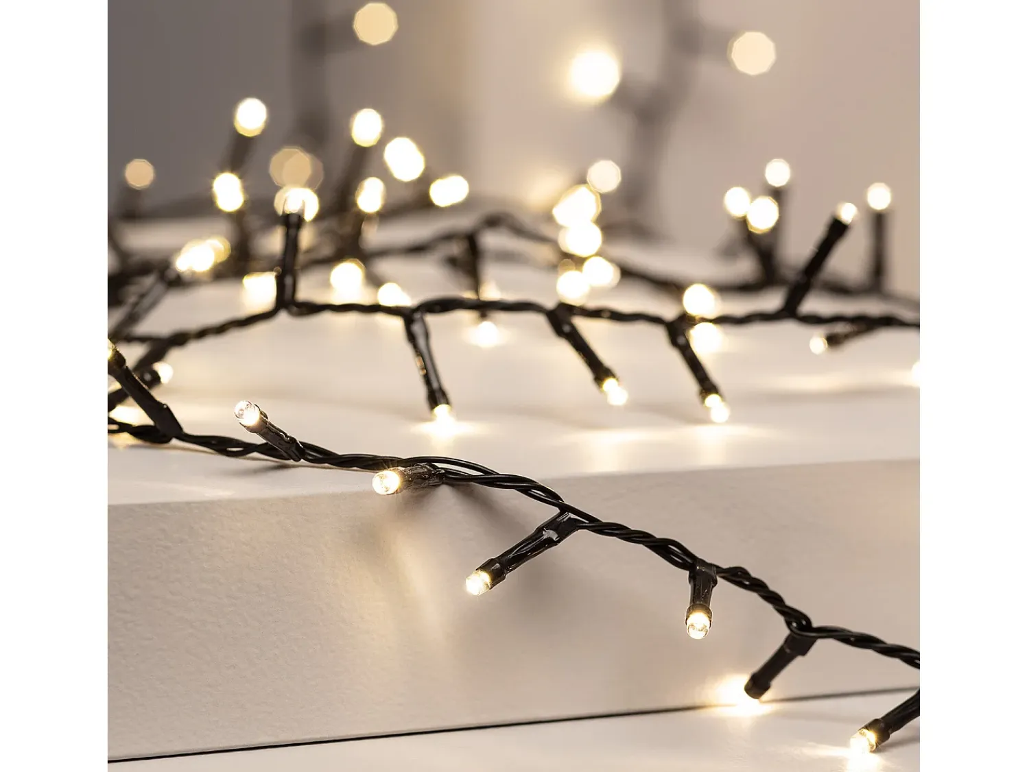 Ledkia Guirnalda Luminosa^Guirnalda Cable LED Classic 35m 3000K Blanco Cálido Negro