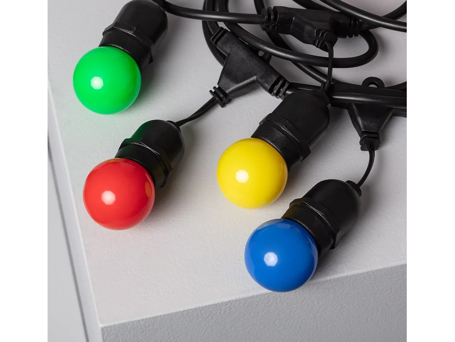 Outlet Ledkia Guirnalda Exterior con Bombillas LED E27 5.5m IP65 Negro Multicolor