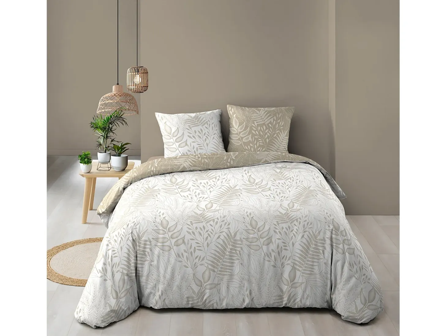Juego de cama reversible Cassia 240x220 cm en algodón 100% Oeko-Tex con motivo floral beige con 2 fundas de almohada 63x63 cm