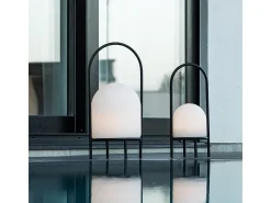 Outlet ebuy24 Lámpara de mesa Colie LED para exterior 26x53x26cm color . Negro