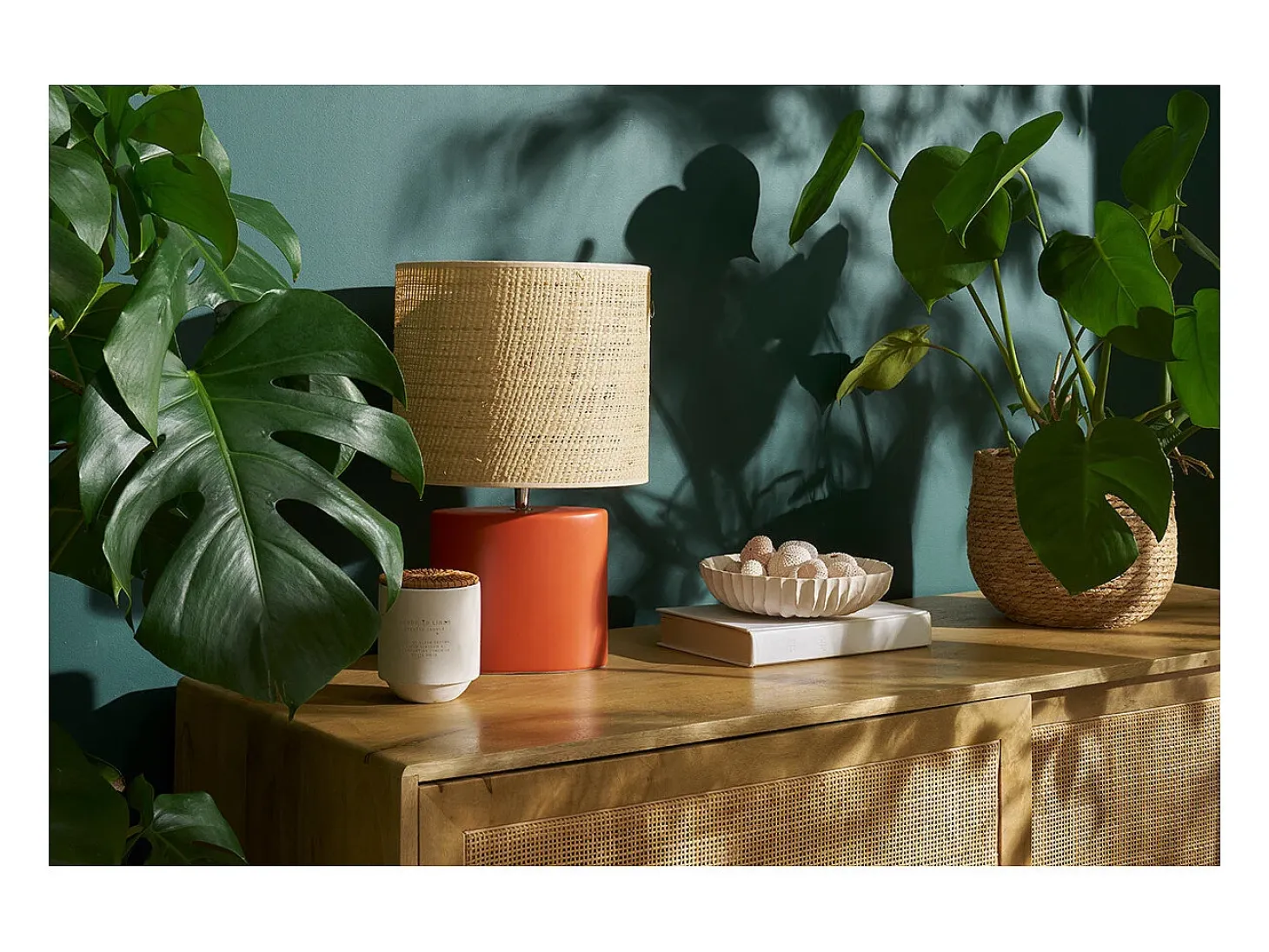 Lámpara de mesa de cerámica terracota mate con pantalla de rafia natural 40 cm TIGA