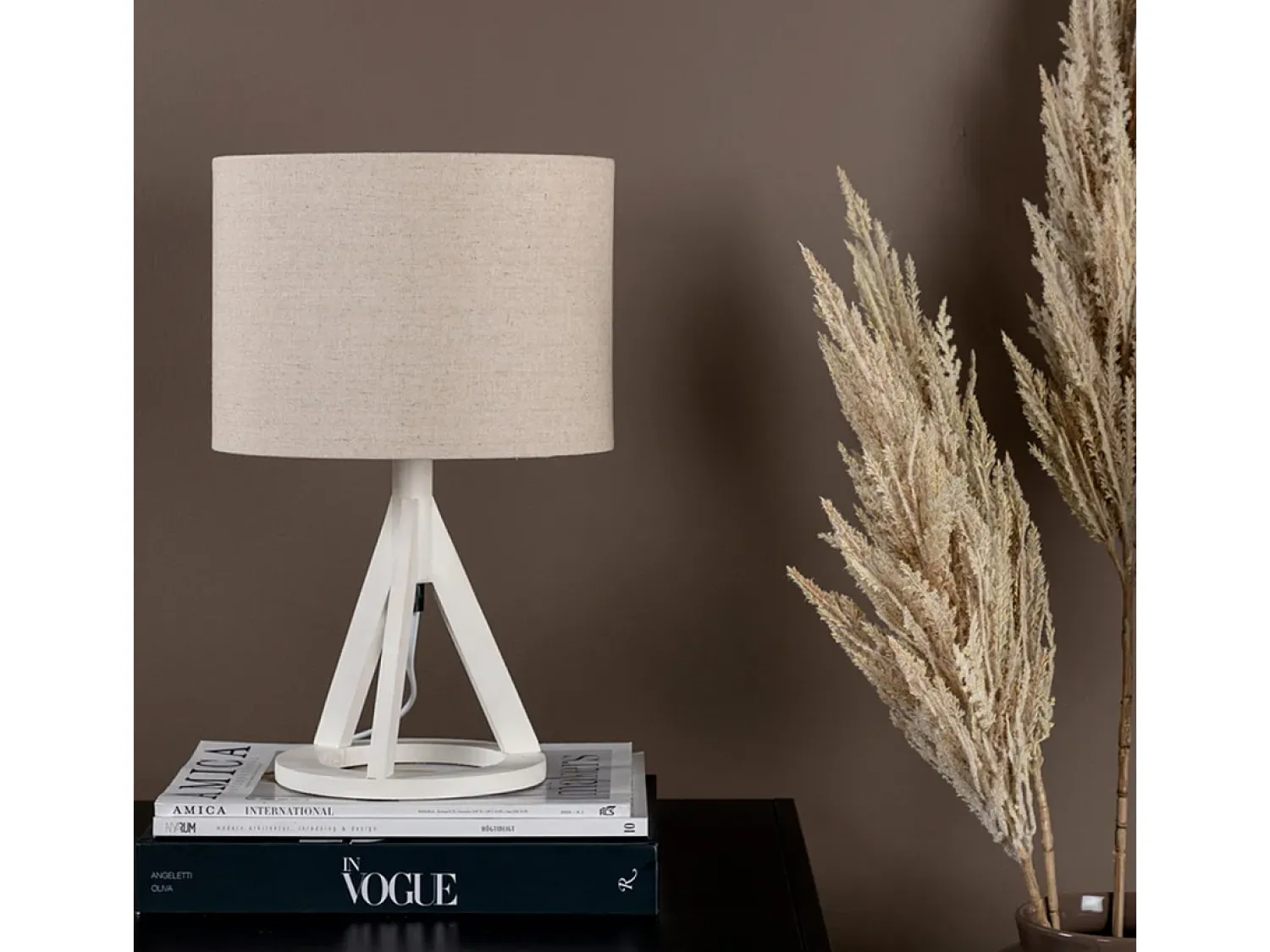 Venture Home Lámpara de mesa de hevea y lino Kona Blanco
