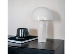 Lámpara de mesa de metal blanco con acabado brillante - Joy