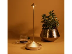 Lámpara de mesa LED inalámbrica recargable y regulable Pina Pro Gold Leaf, color azafrán (2200-2700-3000 K)