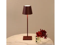 Hot Lámpara de mesa LED recargable y regulable Poldina Pro Bordeaux con duración de batería de hasta 12 horas. Para uso exterior IP65 Violeta