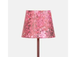 Lámpara de mesa LED Zafferano Poldina Pro Bordeaux, recargable y regulable, con una duración de batería de hasta 12 horas. Apta para exteriores, IP65.