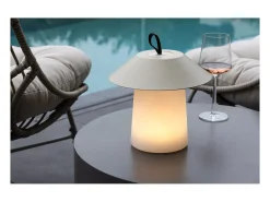 Lámpara de mesa Rubu LED para exterior color beige.