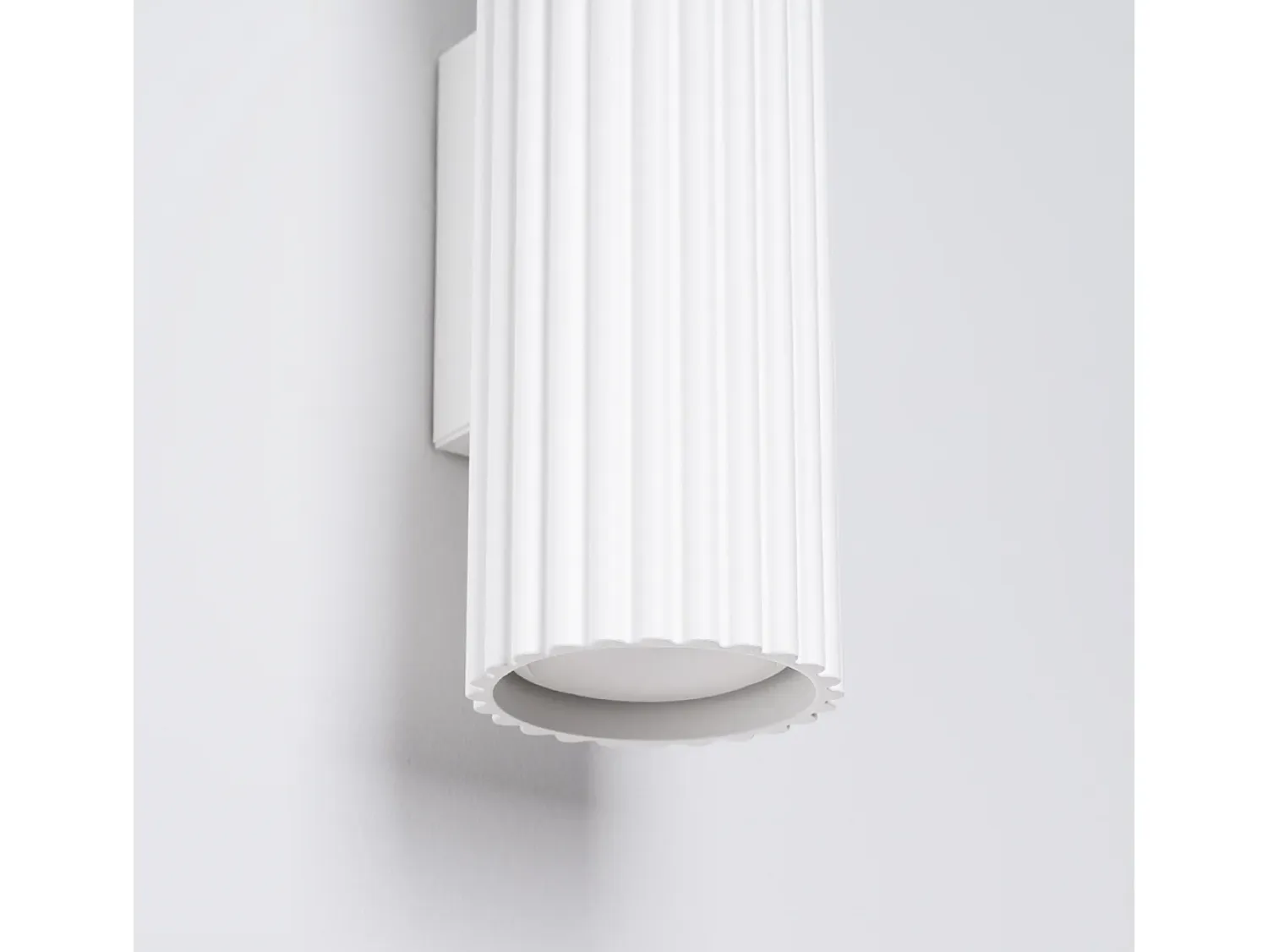 Sollux Lighting Aplique Para Pared^Lámpara de pared Gloow minimalista de aluminio - 2 fuentes luminosas 3000K - L.6,5 x A.30 cm - Blanco