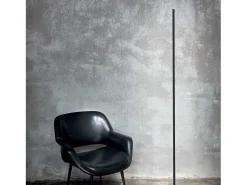 Outlet Ideal Lux Lámpara de pie de metal con difusor LED de policarbonato Negro