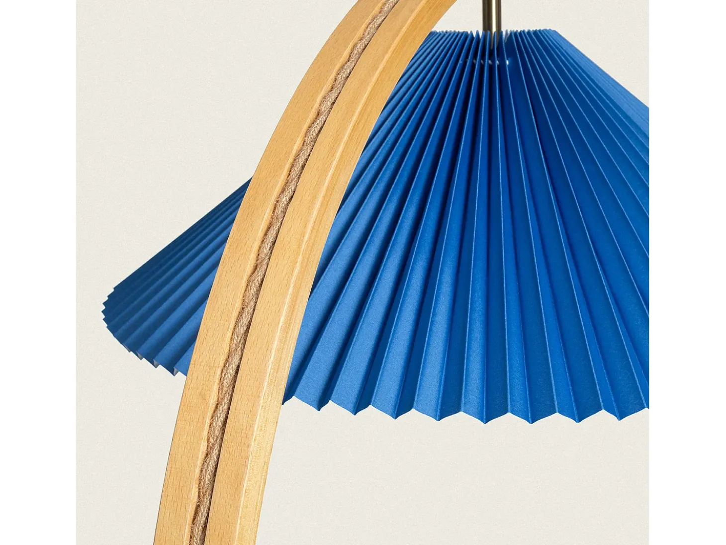 Lámpara de Pie Madera Luanda Azul Oscuro