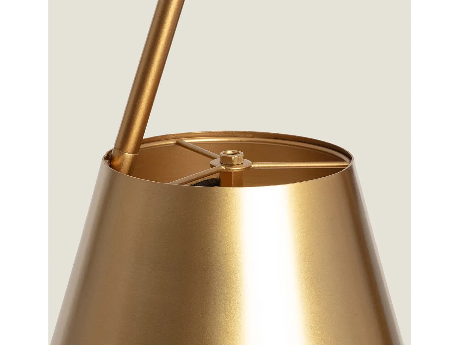Ledkia Lámpara de Pie Metal Bardney Dorado