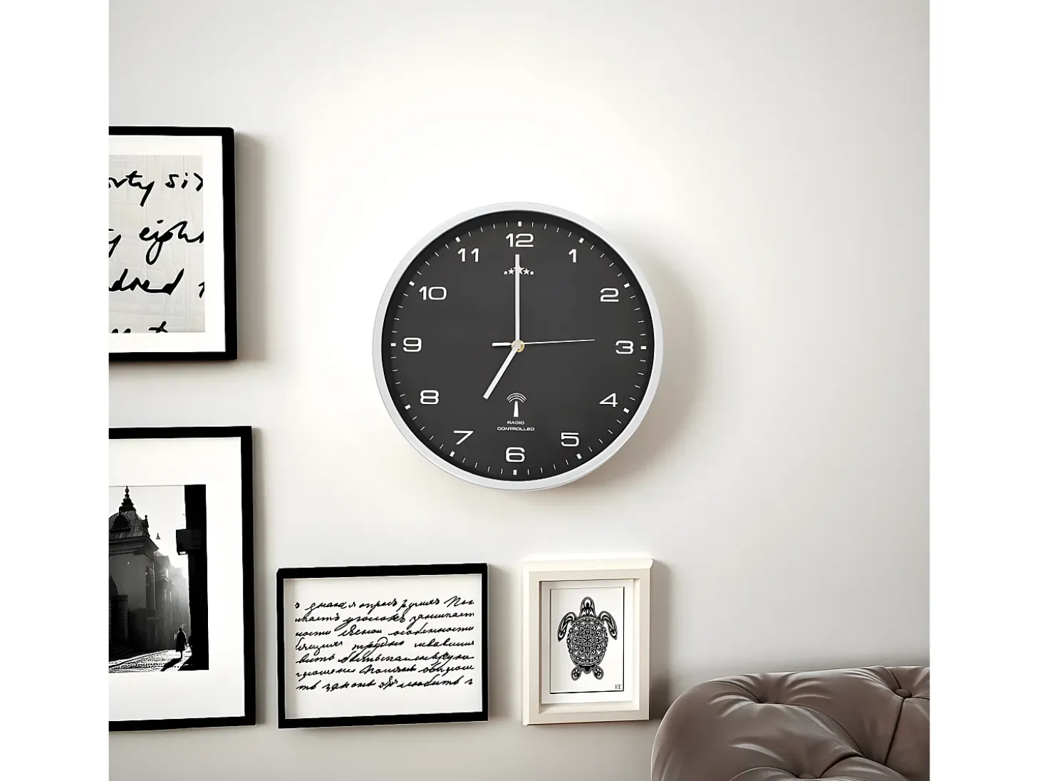 Reloj de pared radiocontrol movimiento de cuarzo 31 cm negro ES387368