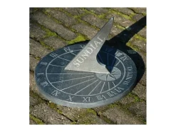 Clearance ESSCHERT DESIGN Reloj de sol en esquisto Gris