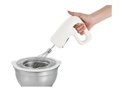 Set de 3 ensaladeras de acero inoxidable Arthur Martin 16-24 cm con tapas herméticas y base antideslizante de silicona